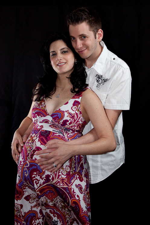 IMAGE: http://www.sfvphoto.com/maternity/content/bin/images/large/20090707_IMG_3167.jpg